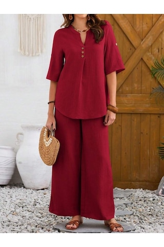 Kadın Kısa Kollu V Hakim Yaka Düğmeli Bürümcük Bluz Ve Pantolon Ikili Takım Bordo