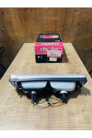 Massey Ferguson 240 Efsane 260g 288 Arka Çamurluk Ön Sinyal Lambası Sağ