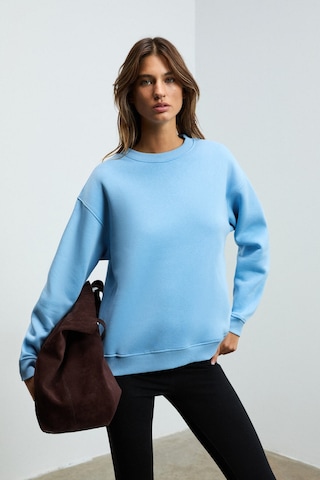 Grımelange Susana Kadın Bisiklet Yaka İçi Polarlı Oversize Fit Basic Mavi Sweatshirt Mavi