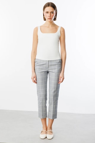 On Fashion Kare Yaka Kadın Kalın Askılı Bluz 25y.on.blz.51508.01 Ekru