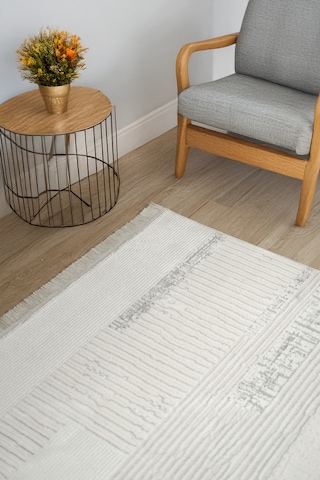 Beyaz Gri Polyester Halı Saçaklı Tozumaz Salon Oturma Çocuk Odası Yolluk A. Gri