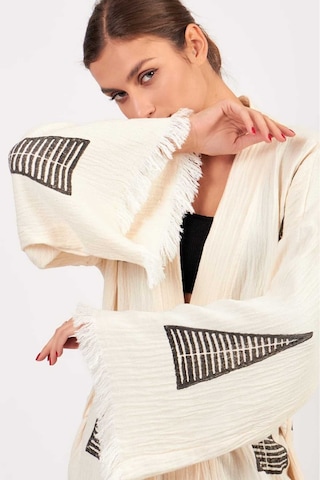 Befera Müslin Kimono Pamuklu Piramit Desenli Bornoz Kaftan Sabahlık Ekru