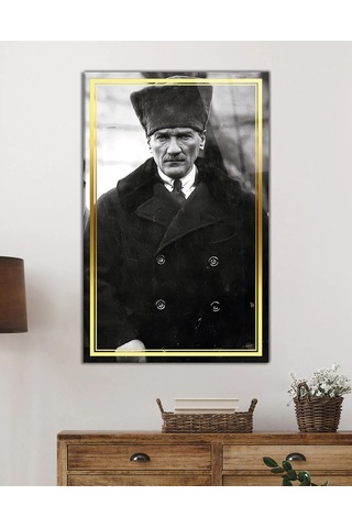Miyrem Glasses Collection -a1^ Gold Şerit Siyah Beyaz Pardesülü Atatürk Portresi Cam Tablo