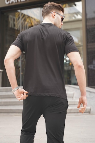 Madmext Siyah Regular Fit Yama Cepli Erkek Tişört 6102-siyah Siyah