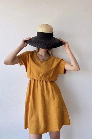 Kadın Hardal Kısa Kol, Kalp Yaka, Dokulu Desen, Bele Oturan, Aerobin Lastikli Bel Midi Elbise Hardal