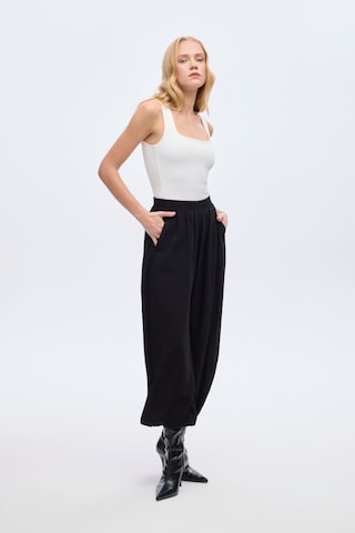 Quzu Beli Lastikli Pileli Şalvar Pantolon Siyah Çok renkli