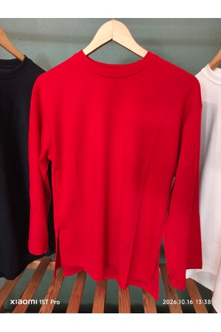 Trendall Kırmızı Renk Yırtmaç Detaylı Uzun Kollu Bisiklet Yaka Tshirt