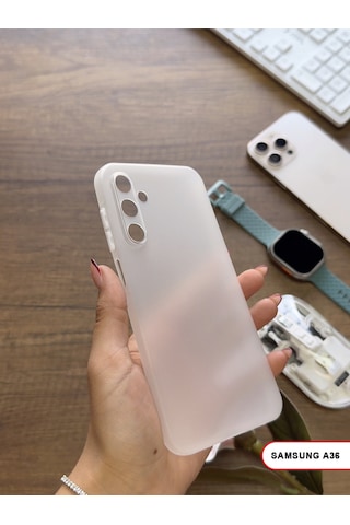 Samsung Galaxy A36 Uyumlu Süper İnce Mat Ultra Thin Silikon Kılıf Beyaz