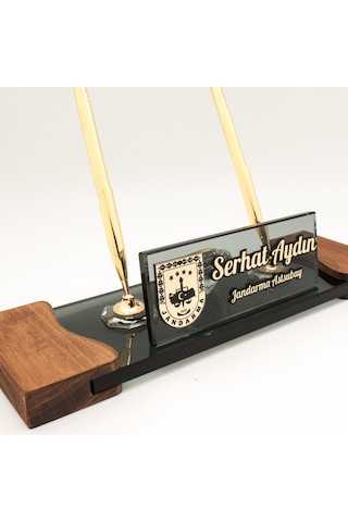 Jandarmalara Özel İsimlik Jandarma Logolu Masif Masa İsimliği