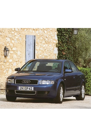 Audi A4 B6 2001-2004 Korna Takımı 8E0951221E 8E0951223E