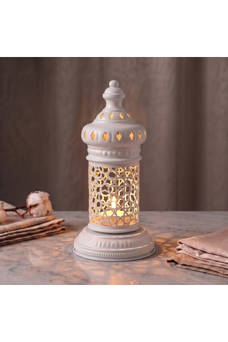 Beyaz Geometrik Metal Fener Selçuklu Yıldızı Çay Feneği Tutucu Minimalist Fas Mum Dekorasyonu