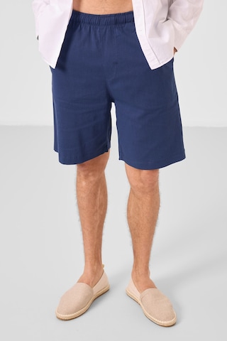 Tommylife Parlament Standart Fit Dokuma Hafif Esnek Chino Erkek Şort - 81291 Mavi