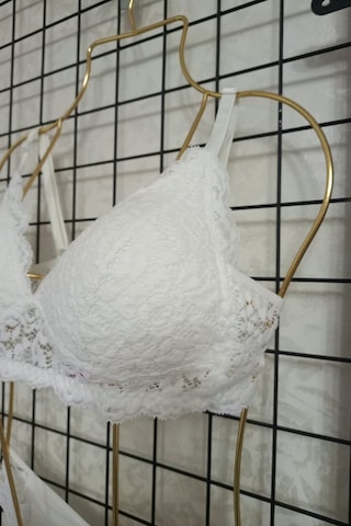 Avrissa Kadın Dantel Detaylı Şık Bralet İç Çamaşır Takımı Beyaz
