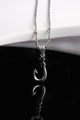 Omar Silver Kral Zincirli Olta Iğnesi Model Gümüş Kolye