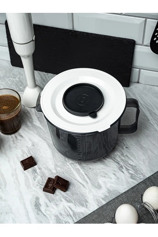 Al' Ternatıva Kap Kasesi Ve Mutfak Ve Mikser İçin Tonlanan Kap 421068339