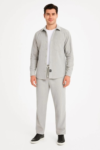 Erkek Kadife Oversize Takım Gömlek Ve Pantolon İkili Set Füme Corduroy Şıklığı, Rahat Ve Zarif Duruş Yumuşak Dokulu Kadife Kumaş, Düğmeli Gömlek Üst Ve Lastikli Pantolon Alt Parça Ile Gün Boyu Konfor- Gri Gri