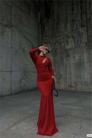 Lior Design Kadın Minimal Tasarım Simli Kumaş Degaje Yaka Dekolteli Maxi Abiye Elbise Kırmızı