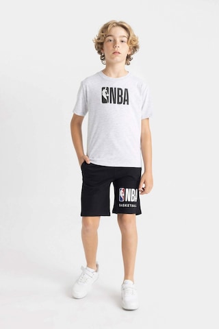 DeFacto Erkek Çocuk NBA Wordmark Bisiklet Yaka Kısa Kollu Tişört C4258A824HSGR400