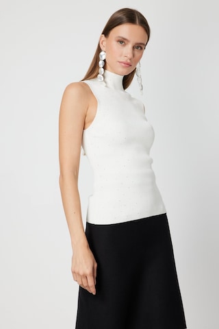 On Kadın Taşlı Kolsuz Triko Bluz 66375 Krem Krem