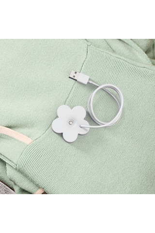 Moveevo Kırmızı Usb Mini Çiçek Nemlendirici - Taşınabilir Masaüstü Ultrasonik Buharlandırcı, 8 Saat Otomatik Kapatma, Sessiz İşleviyle Ev/ofis Kullanıma Uygun