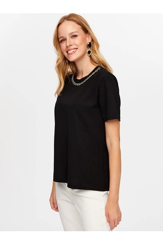 Faik Sönmez Yakası Zincir Şerit Detaylı Yuvarlak Yaka Kadın T-shirt W26tsh062 Siyah
