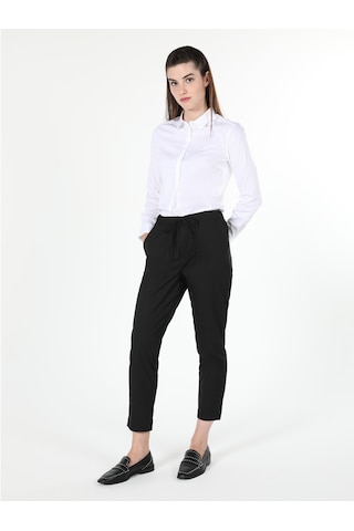 Colin's Düşük Bel Normal Kesim Düz Paça Siyah Kadın Pantolon CL1055028_Q1.V2_BLK Siyah
