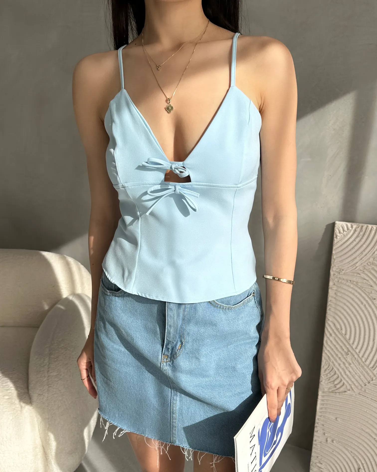 Nido İp Askılı Fiyonk Detaylı Crep Bluz Bebe Mavi