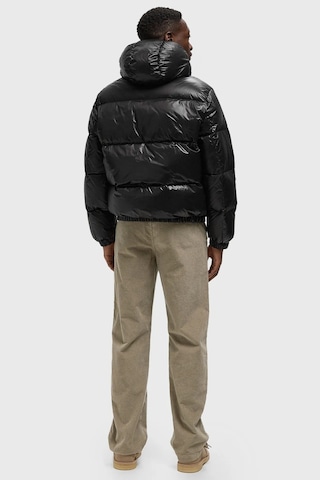 Lacoste Relaxed Fit Down Fill Mens Jacket Çıkarılabilir Kapüşonlu Rahat Kesim Suya Dayanıklı Erkek Kaz Tüyü Mont Siyah Siyah