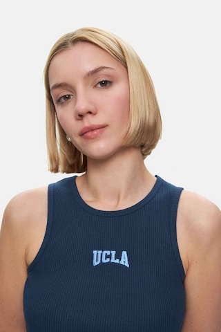 Salınas Lacivert Sıfır Kol Nakışlı Standard Fit Kadın Tshirt Lacivert