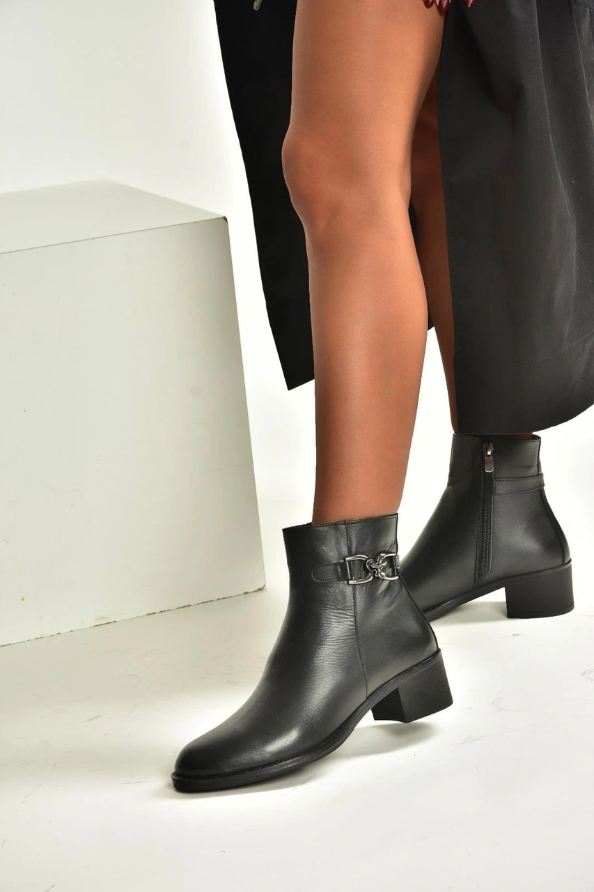 Fox Shoes V555311503 Siyah Hakiki Deri Alçak Topuklu Kadın Bot Siyah-hakiki Deri