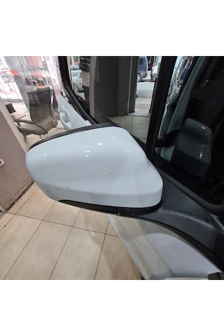 Ford Courier Yarasa Ayna Kapak - 2018 2021. Makyajlı - Parlak Siyah
