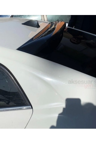 Renault Megane4 Arka Cam Üstü Spoiler Parlak Siyah Spoyler