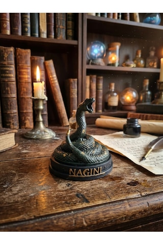 Harry Potter Nagini Figürü Harry Potter Nagini Figürü