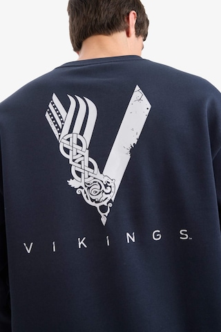 Defacto Vikings Boxy Fit Bisiklet Yaka Sırt Baskılı Sweatshirt E9323ax25aunv64 Lacivert-nv64