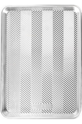 Nordicware Prism Küçük Fırın Tepsisi 40 X 29 Cm - Paslanmaz Çelik