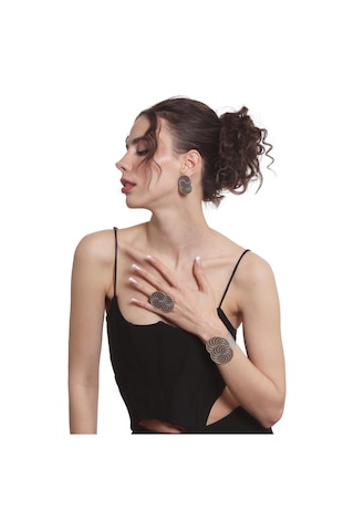 Kadın Antik Gümüş Kaplama Spiral Baskılı Tasarım Küpe &yüzük &bilekik Set Gümüş