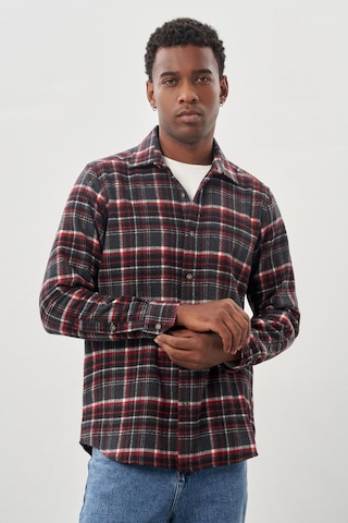 Vişne Yünlü Ekose Desen Yumuşak Yaka Cepsiz Uzun Kol Casual Comfort Fit Gömlek 1004245227 Vişne