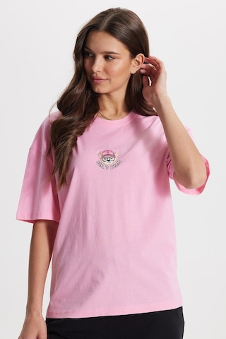 Tudors Kadın Oversize Geniş Kesim %100 Pamuk Bisiklet Yaka Kısa Kollu Baskıllı Pembe Tişört -50801