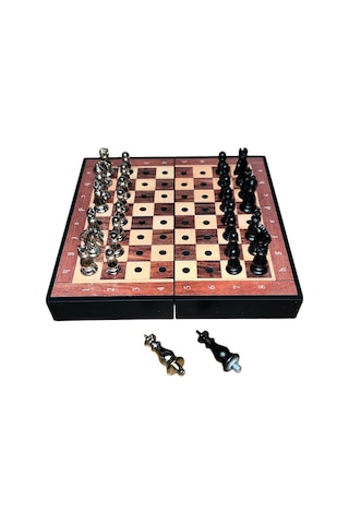 Gifthome Pocket Serisi Küçük Boy Black Ceviz Desenli Kutulu Klasik Satranç Takımı 13,5 X 13,5 Cm.