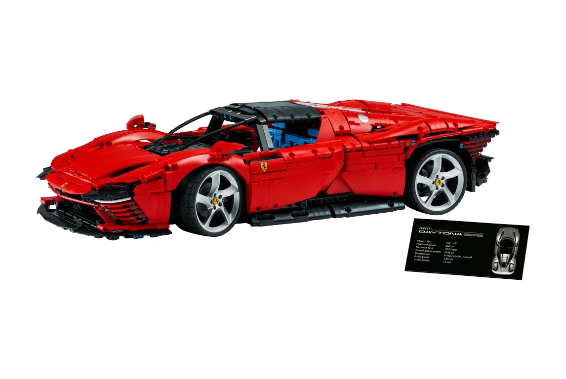 LEGO® Technic Ferrari Daytona SP3 42143 - Yetişkinler için bir Süper Araba Modeli Yapım ve Sergileme Seti (3778 Parça)