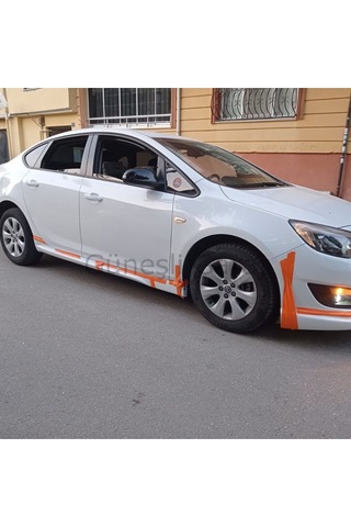 Astra J Opc Yan Marşpiyel Çift Plastik