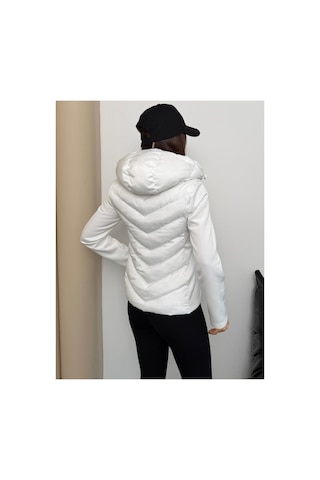 Asur Boutique Asur Butik Kadın Kapşonlu Micro Dolumlu Zr Model Mont Beyaz