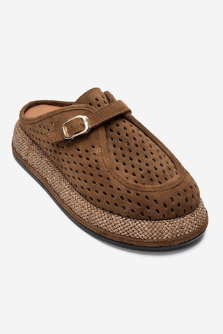 Luvishoes Vone Toprak Süet Hakiki Deri Kemerli Burnu Kapalı Kadın Terlik
