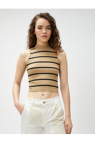 Koton Crop Atlet Dik Yaka Fitilli Desenli Bej Çizgili 3sal30103ık 3SAL30103IK0S5