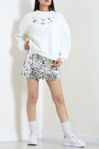 Modi Quzu Kolye Baskılı Sweatshirt Beyaz - 75367.2002. 2beyaz