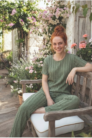 Medinenur Fırfır Detaylı Örme Kısa Kol Pijama Takımı Yeşil