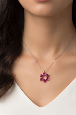 Aşkın Fısıltısı 45 + 5 Cm Uzatmalı Zincir Ruby Kalp Taşlı 925 Ayar Gümüş Kolye Gümüş