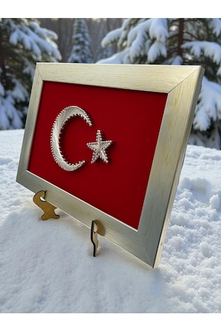 Ayyıldız Türk Bayrağı Filografi Tablo Çerçeveli 26x19 Cm Ayaklık Hediyeli 1 Adet
