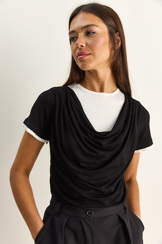 Shade Kadın Çift Kat Görünümlü Degaje Yaka Kısa Kol T-shirt 6140 60286132 - Siyah