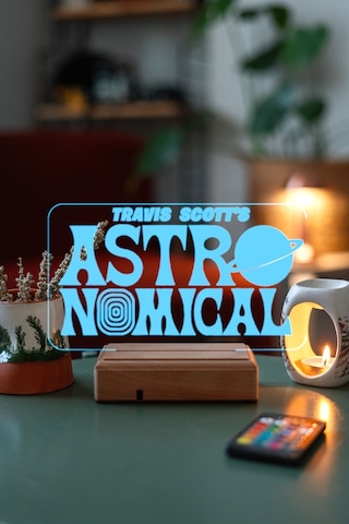 Travis Scott Astro World 16 Renk Kumandalı 3d Gece Lambası